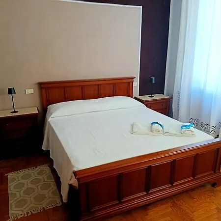 Emma Rum i privatbostad Florens